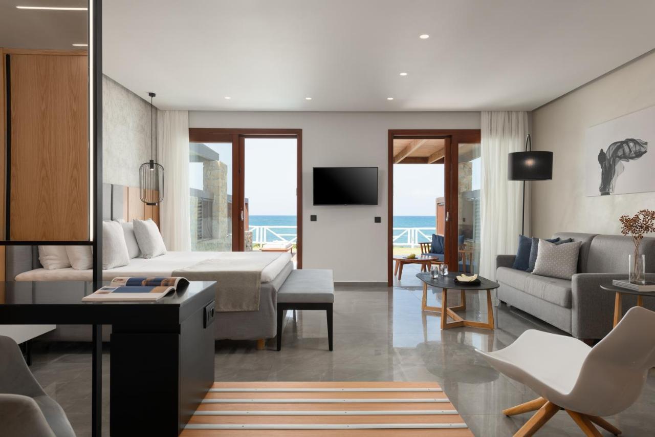 Junior Suite am Meer mit eigenem Pool