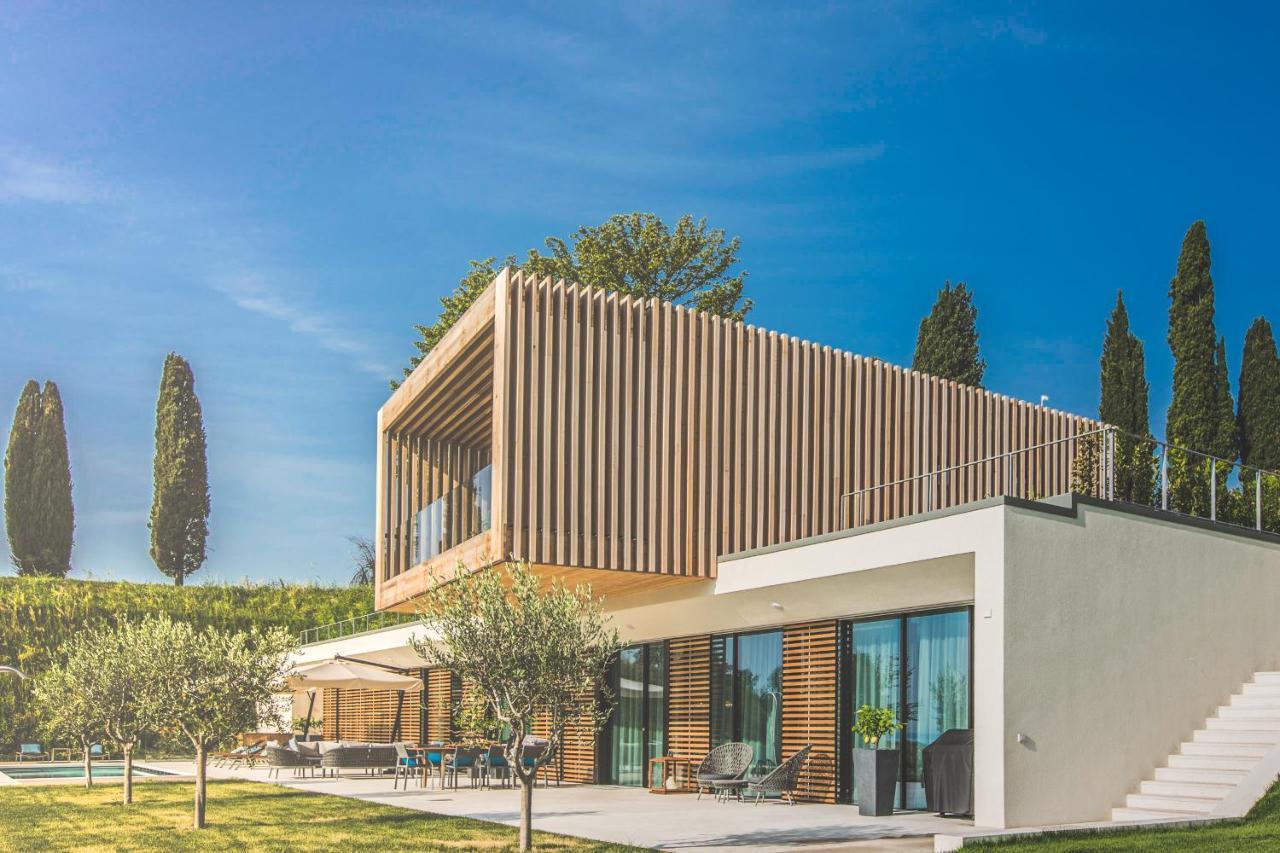 Standard Villa