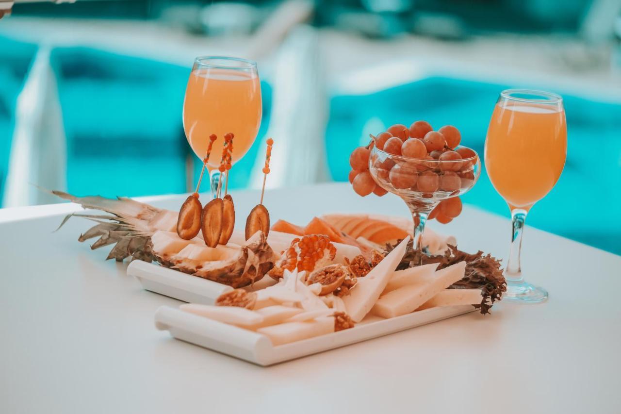 Double or Twin Room with Partial Sea View,1106963148:JPEG