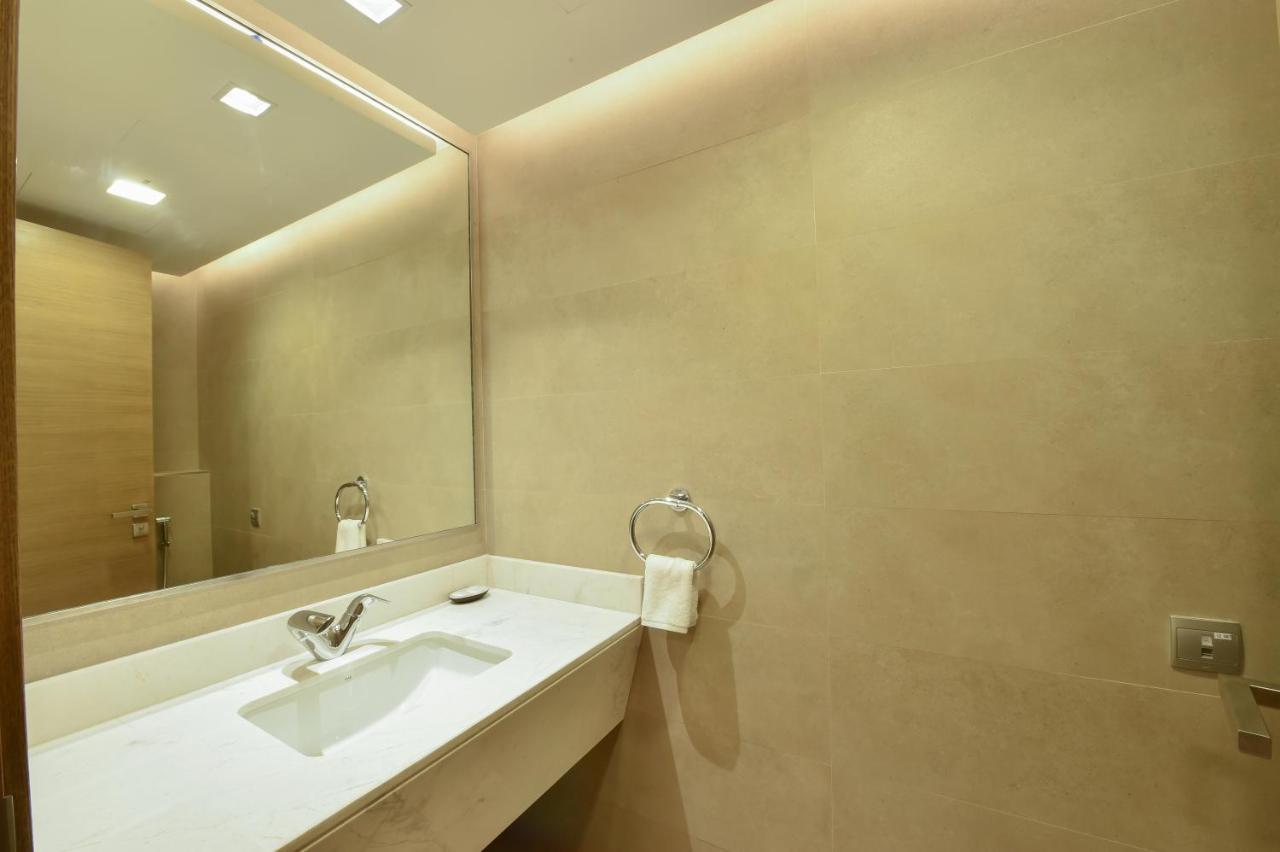 Suite One Bedroom,1139730451:JPEG