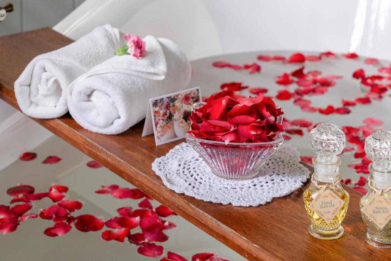 Beach Villa with Sea View