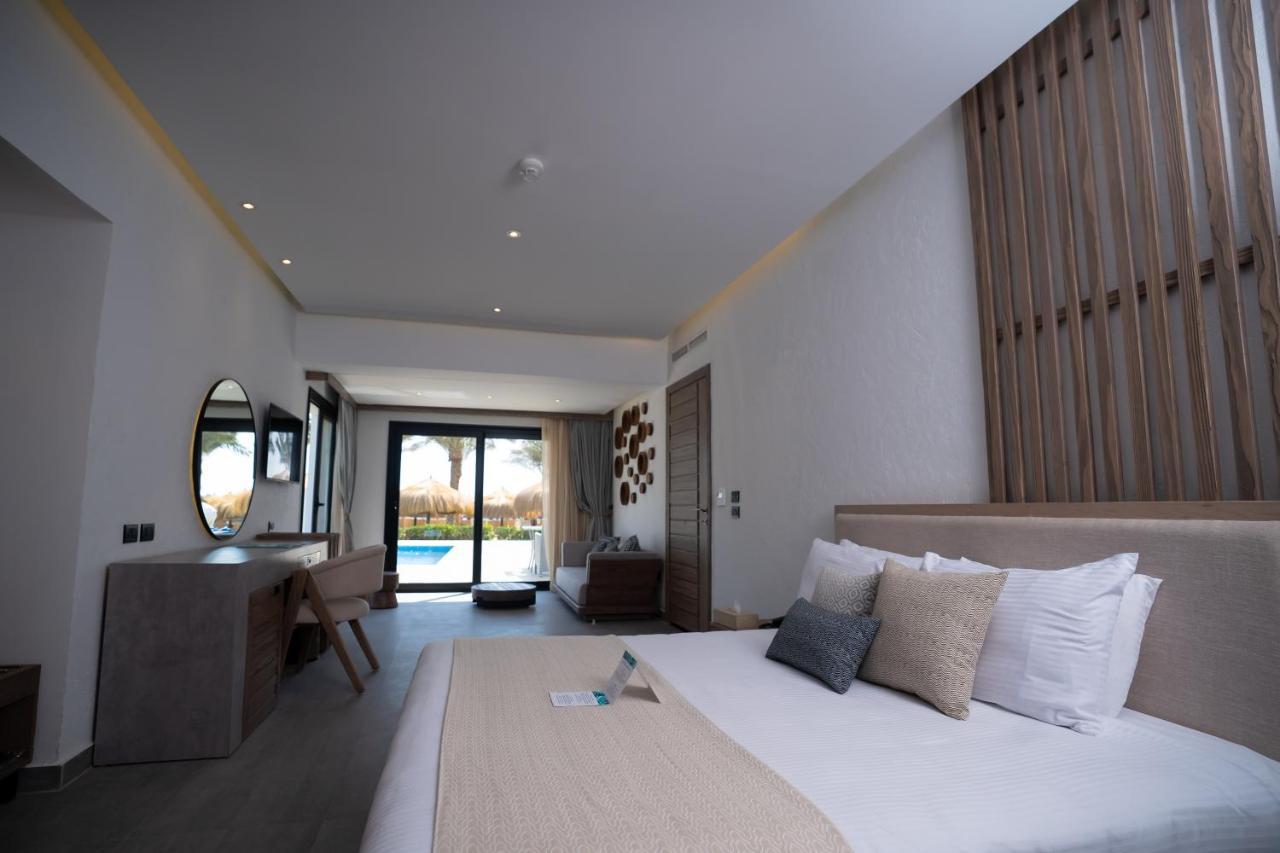 Executive Pool Suite,1178065585:JPEG