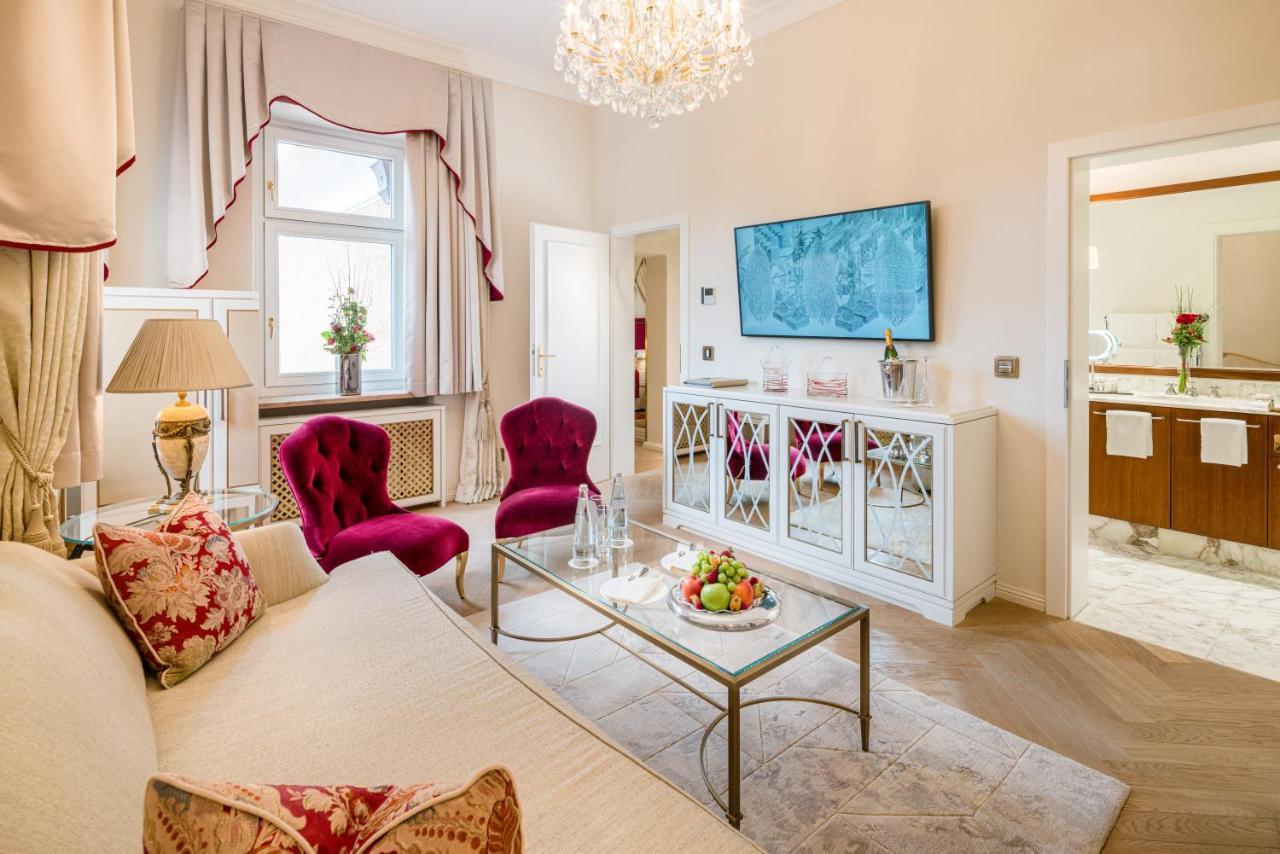 Junior Suite with Park View,1216862302:JPEG