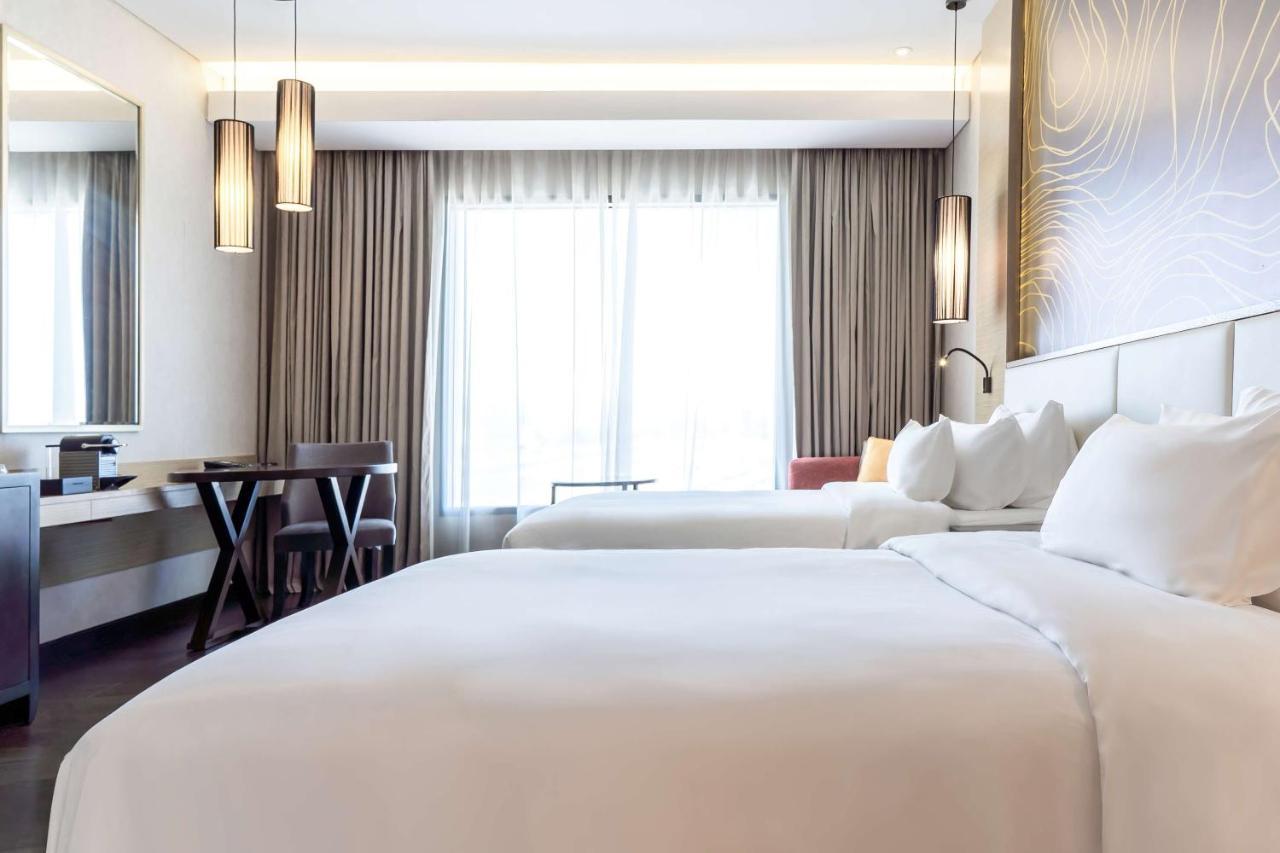 Superior Zimmer Collection mit Poolblick