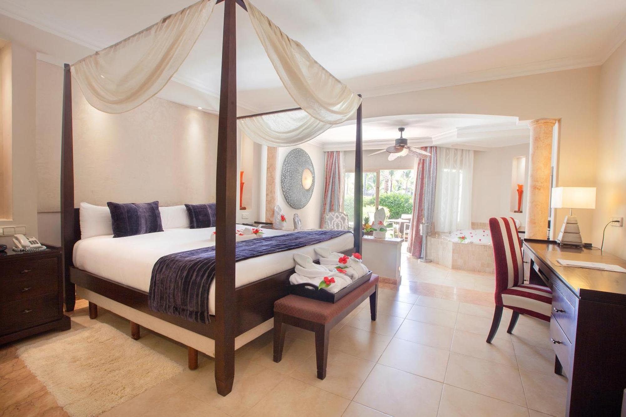 Majestic Junior Suite Elegance Club - Swim Up mit kostenfreiem WLAN (nur für Erwachsene ab 18 Jahren)