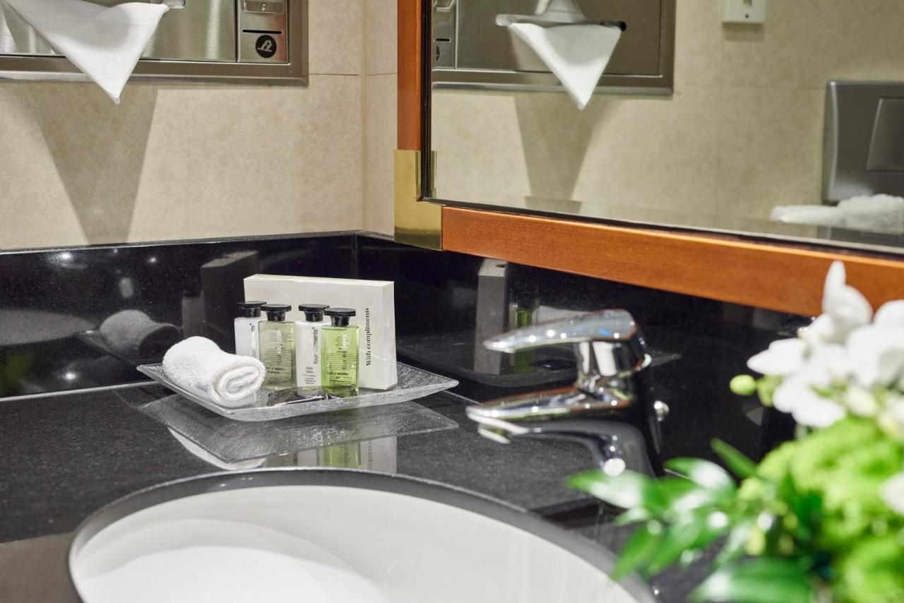 Premium Zimmer mit Queensize-Bett und Flussblick – oberste Etage