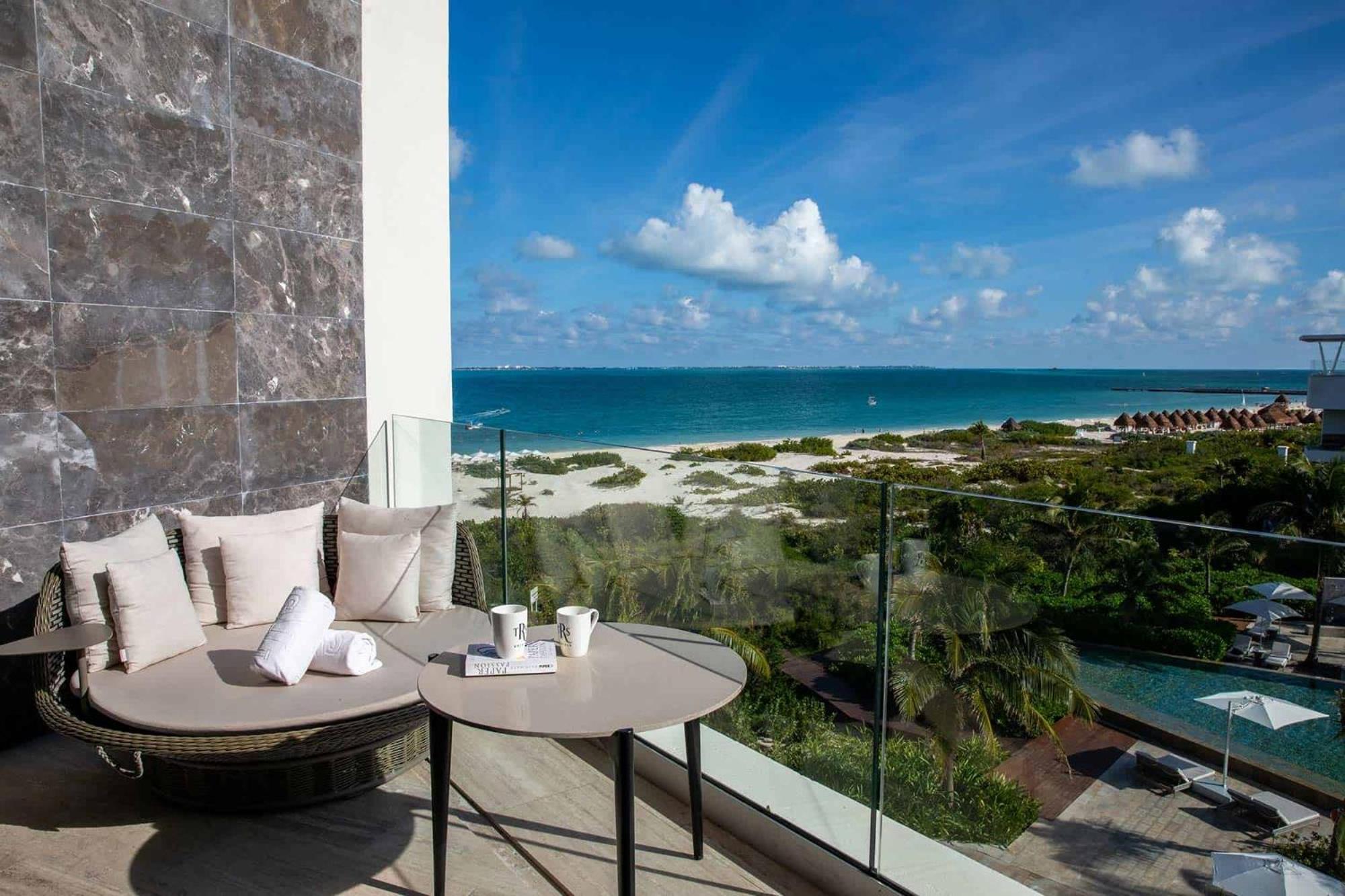 Loft-Suite mit Whirlpool, Terrasse und Meerblick