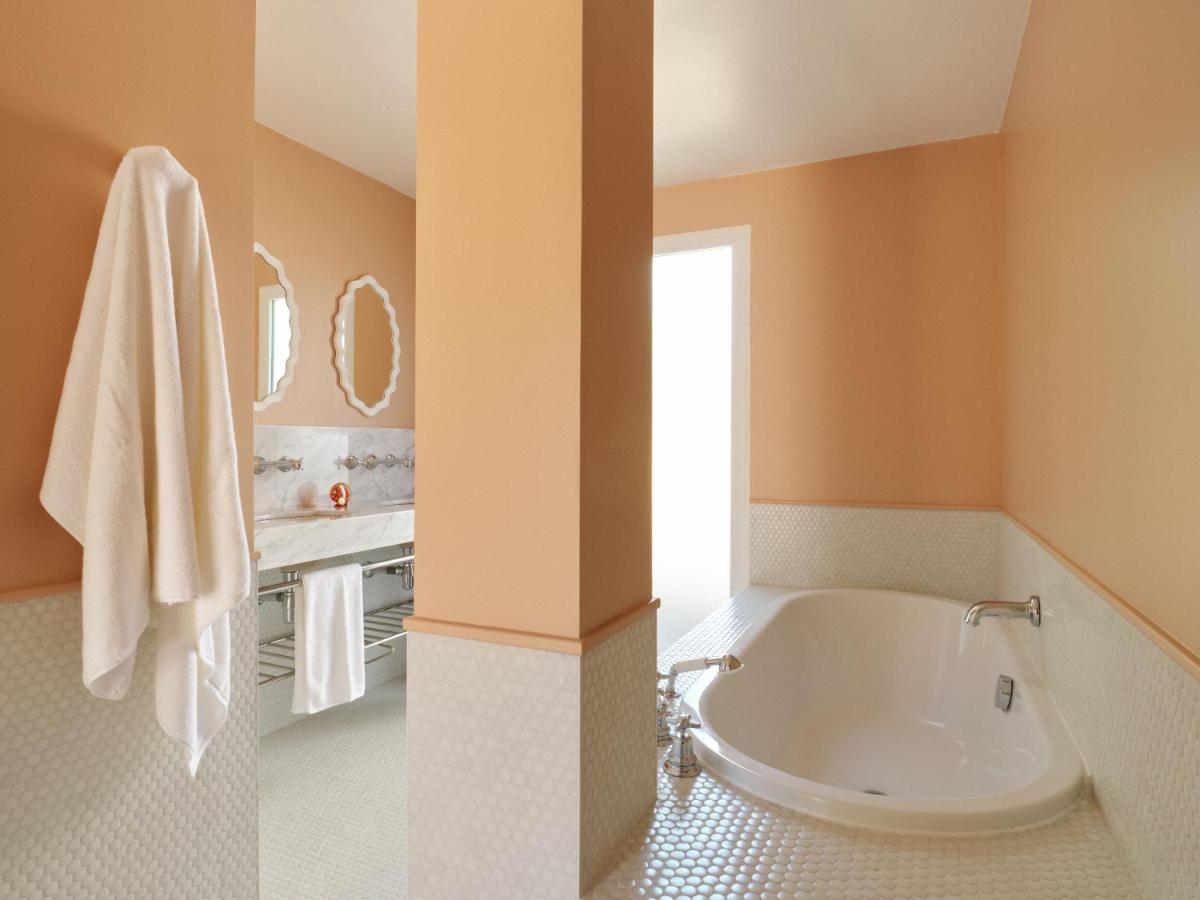 Patio Room,1279149760:JPEG