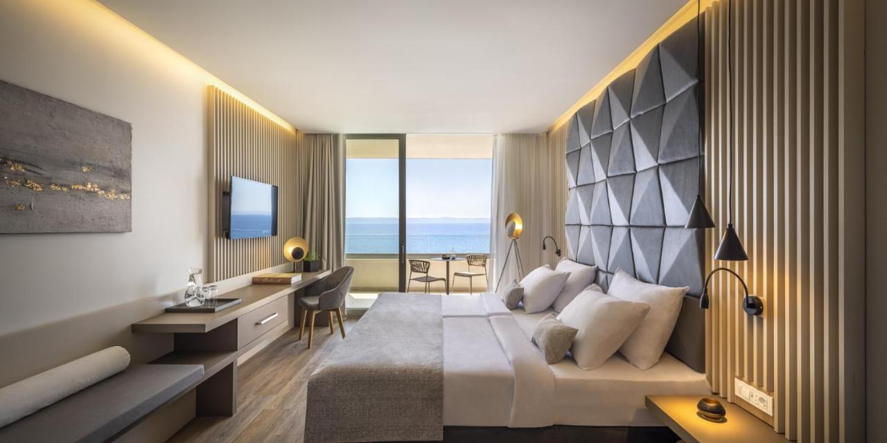 Luxury Room with Sea View and Balcony,1334147246:JPEG