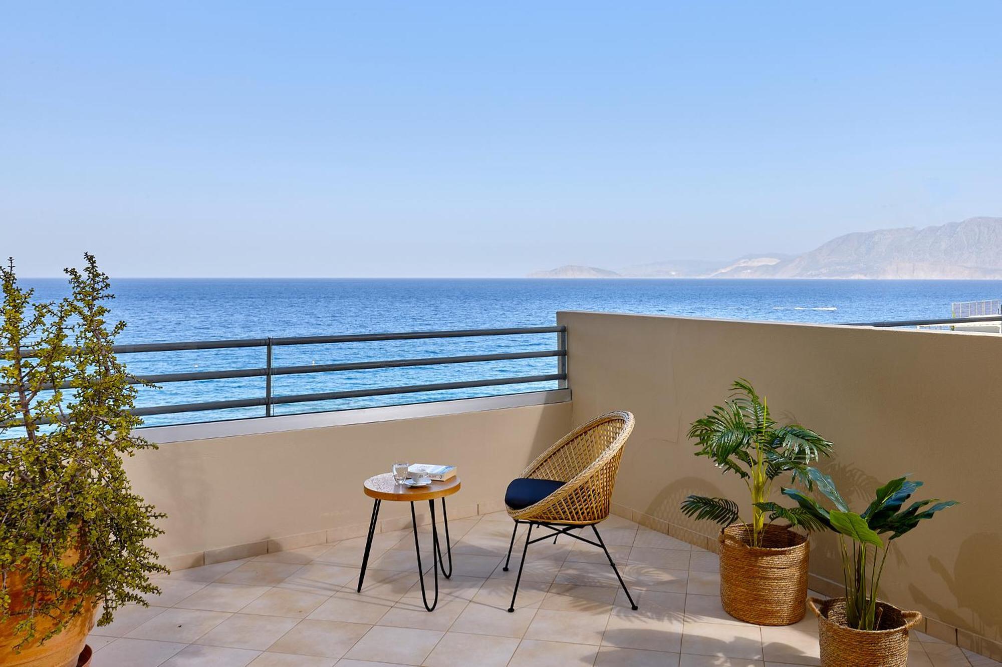 Superior Double Room with Sea View,1273296670:JPEG
