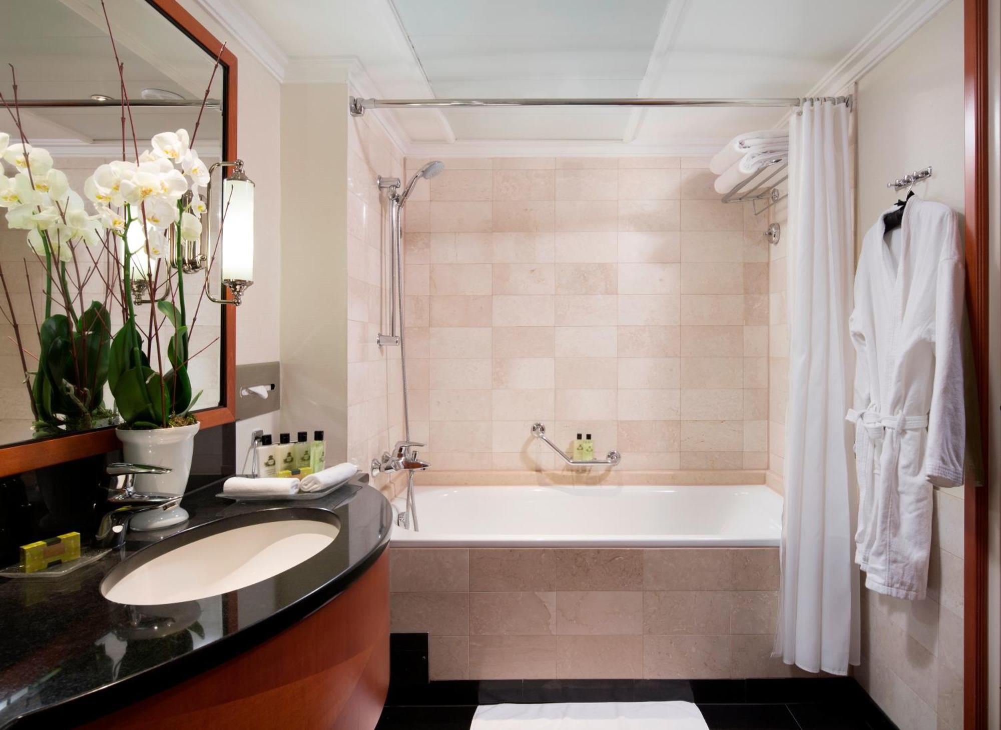 Classic Zweibettzimmer mit Flussblick