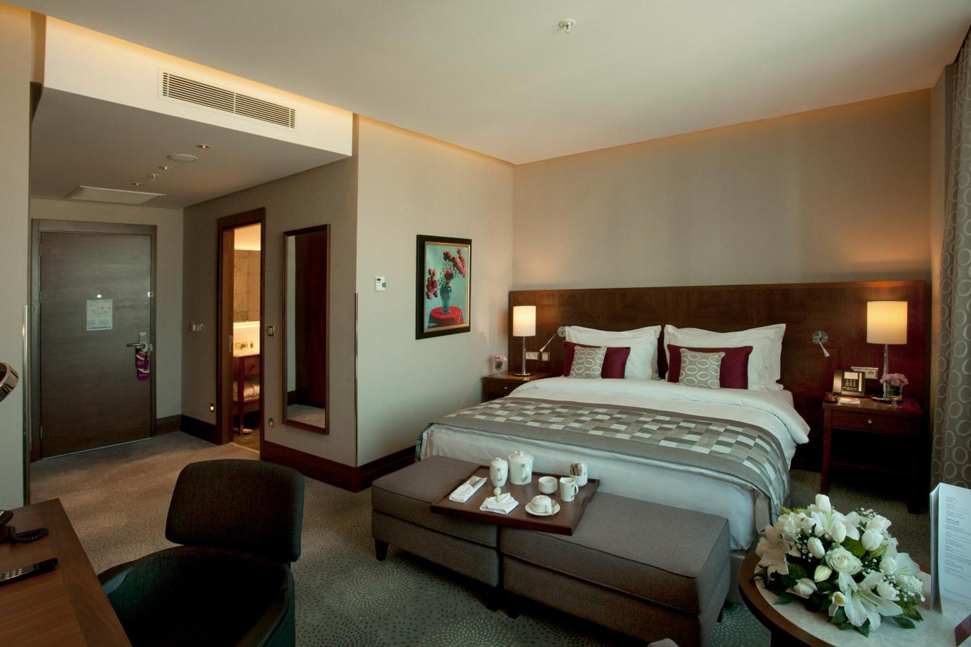 Standard Room,1275008536:JPEG