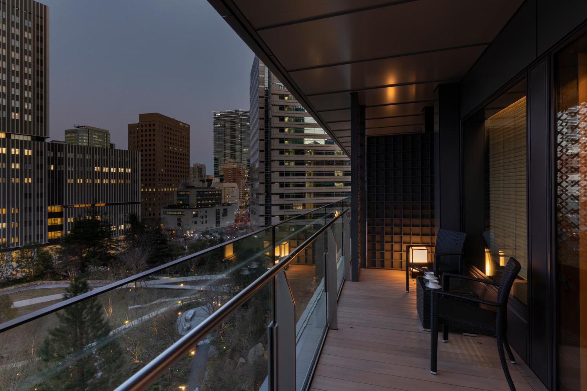 [Heritage] Junior Ecksuite mit Doppelbett und Balkon - Zugang zur Club Lounge