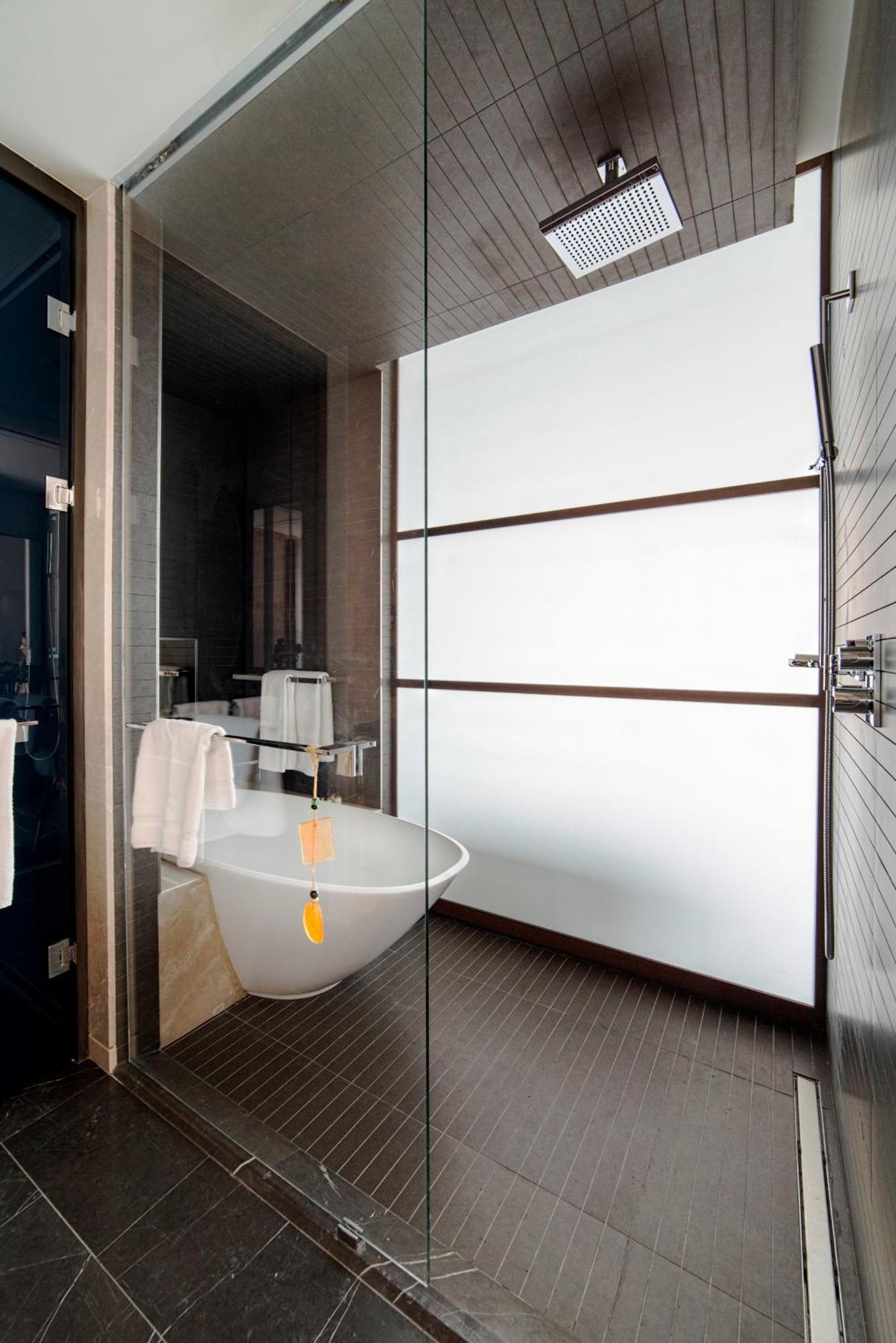 Fairmont Two Bedroom Suite Lounge Access,1731490421:JPEG