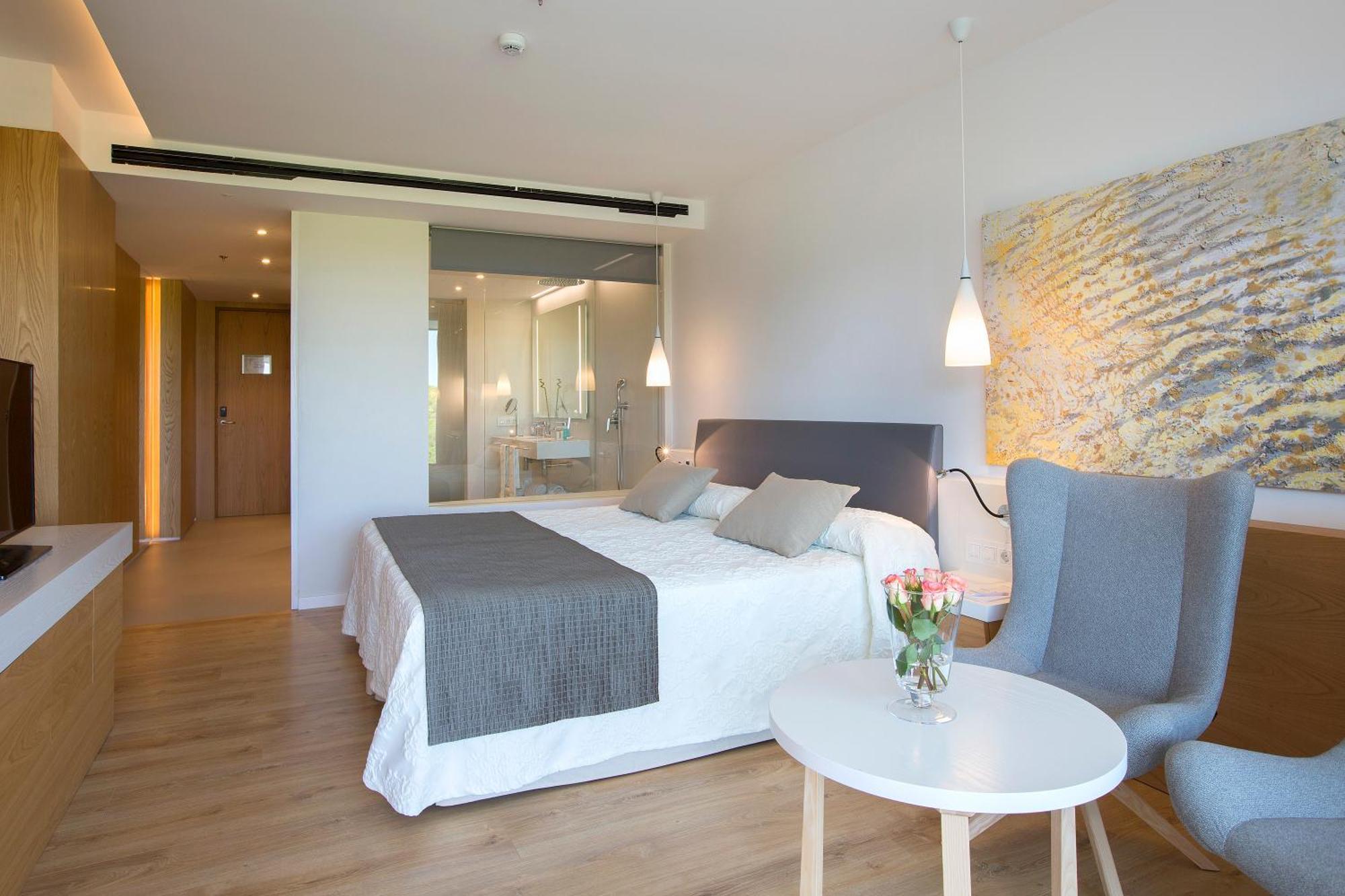 Double Room with Pool View,1674746974:JPEG