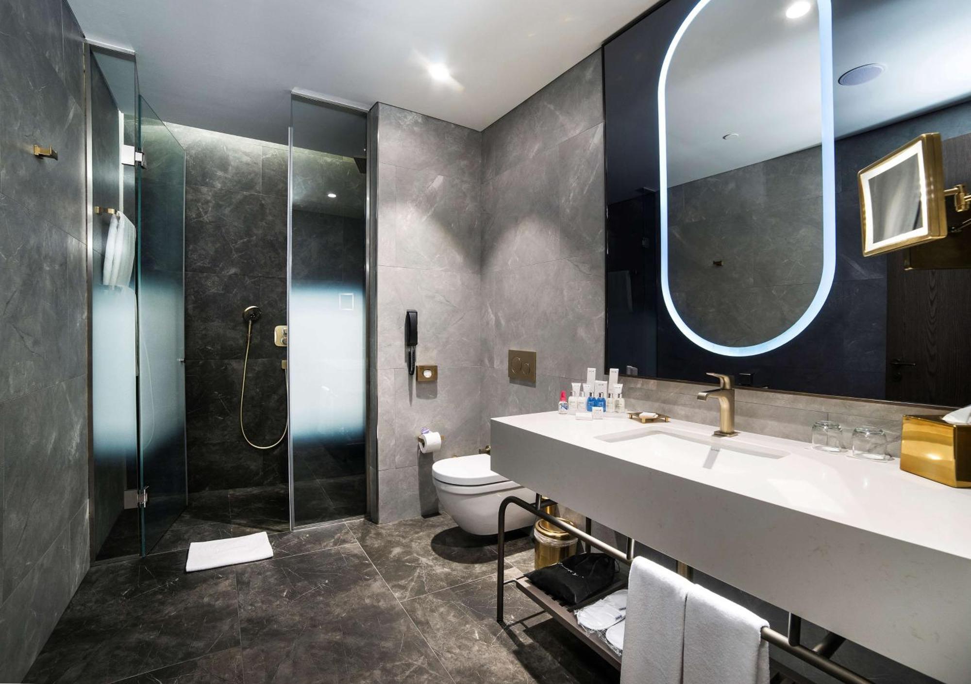 Collection Premium Room with City and Forest View,1362180788:JPEG