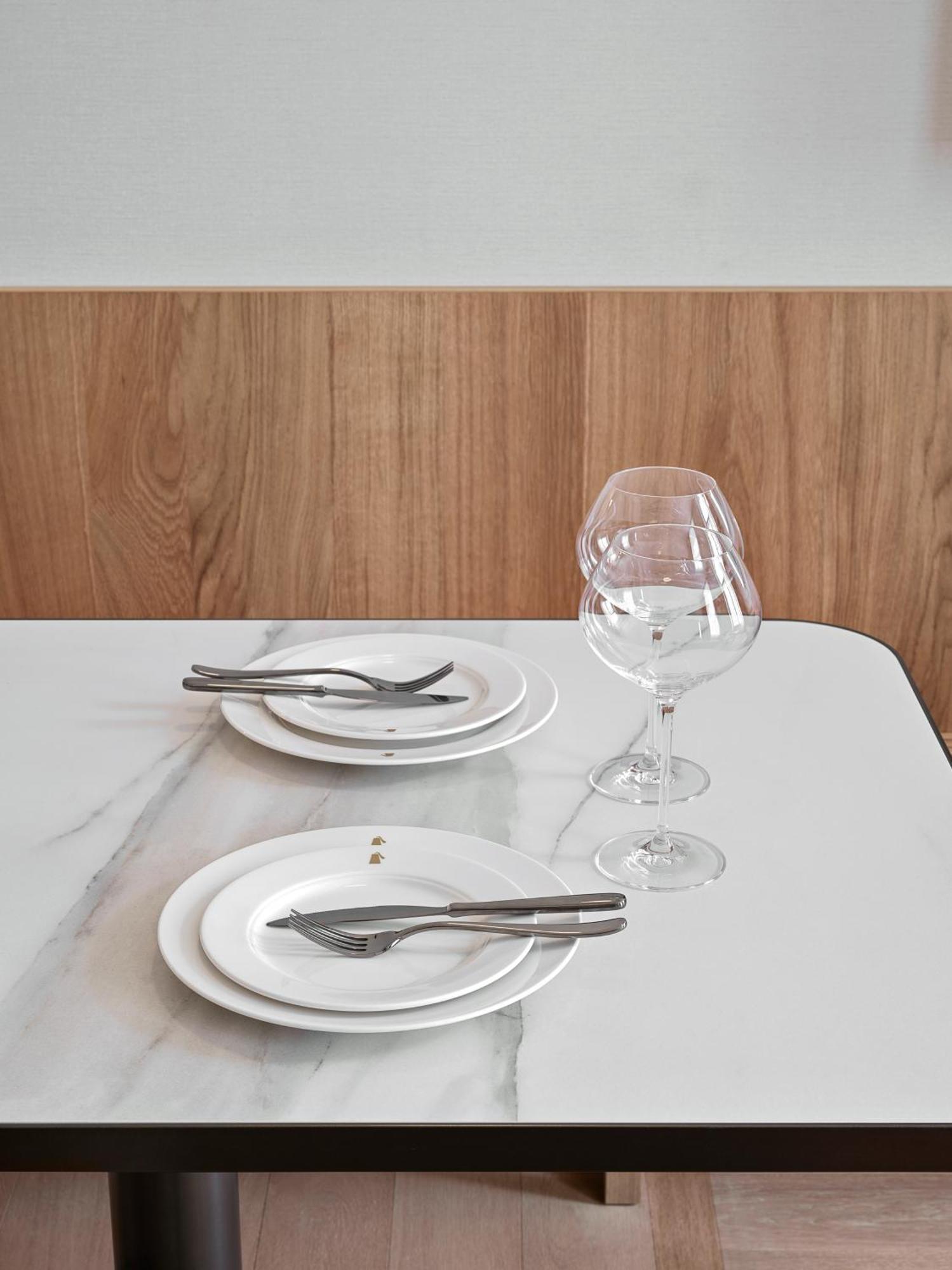 Penthouse Apartment,1286079643:JPEG