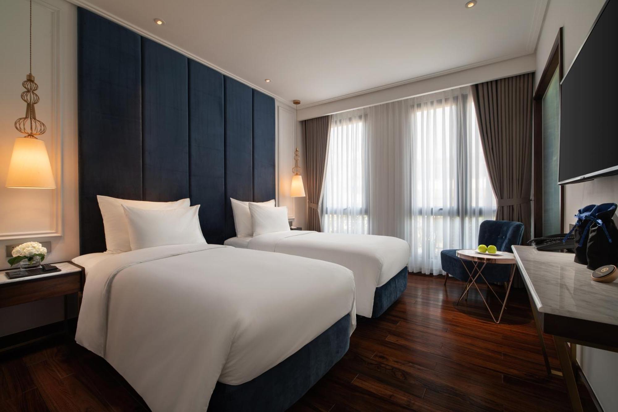 Premier Double or Twin Room with City view,1286131555:JPEG