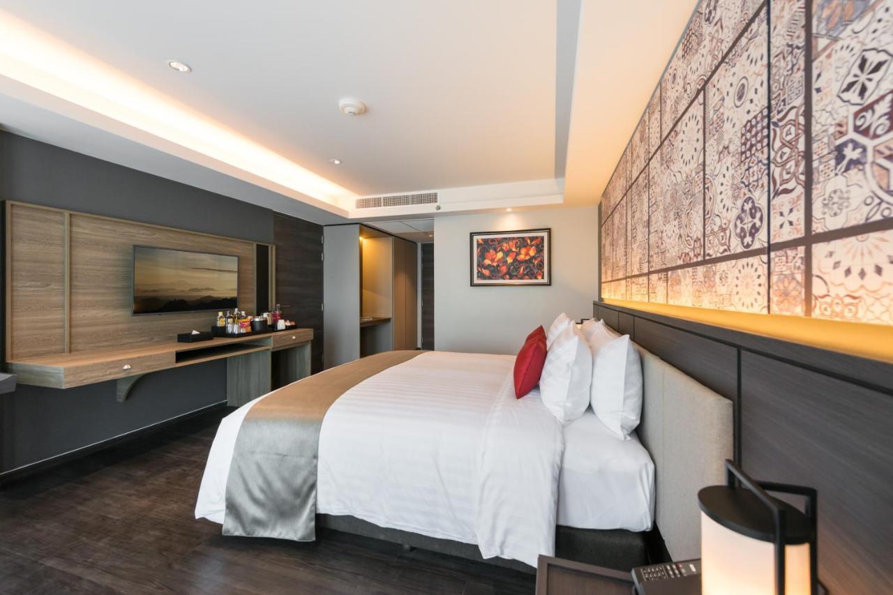 Familienzimmer mit Kingsize-Bett und Zweibettzimmer