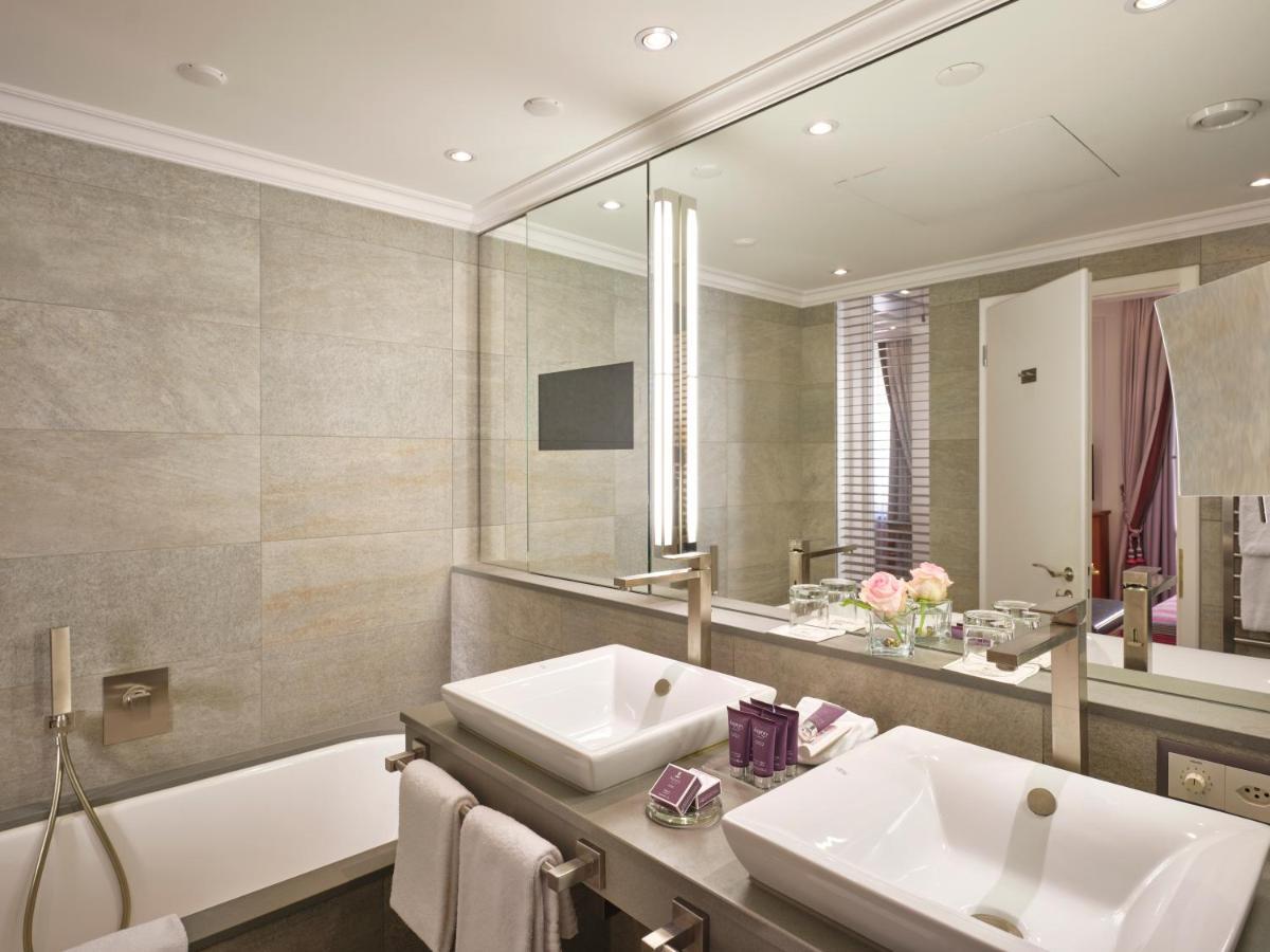 Junior Suite,1605368088:JPEG