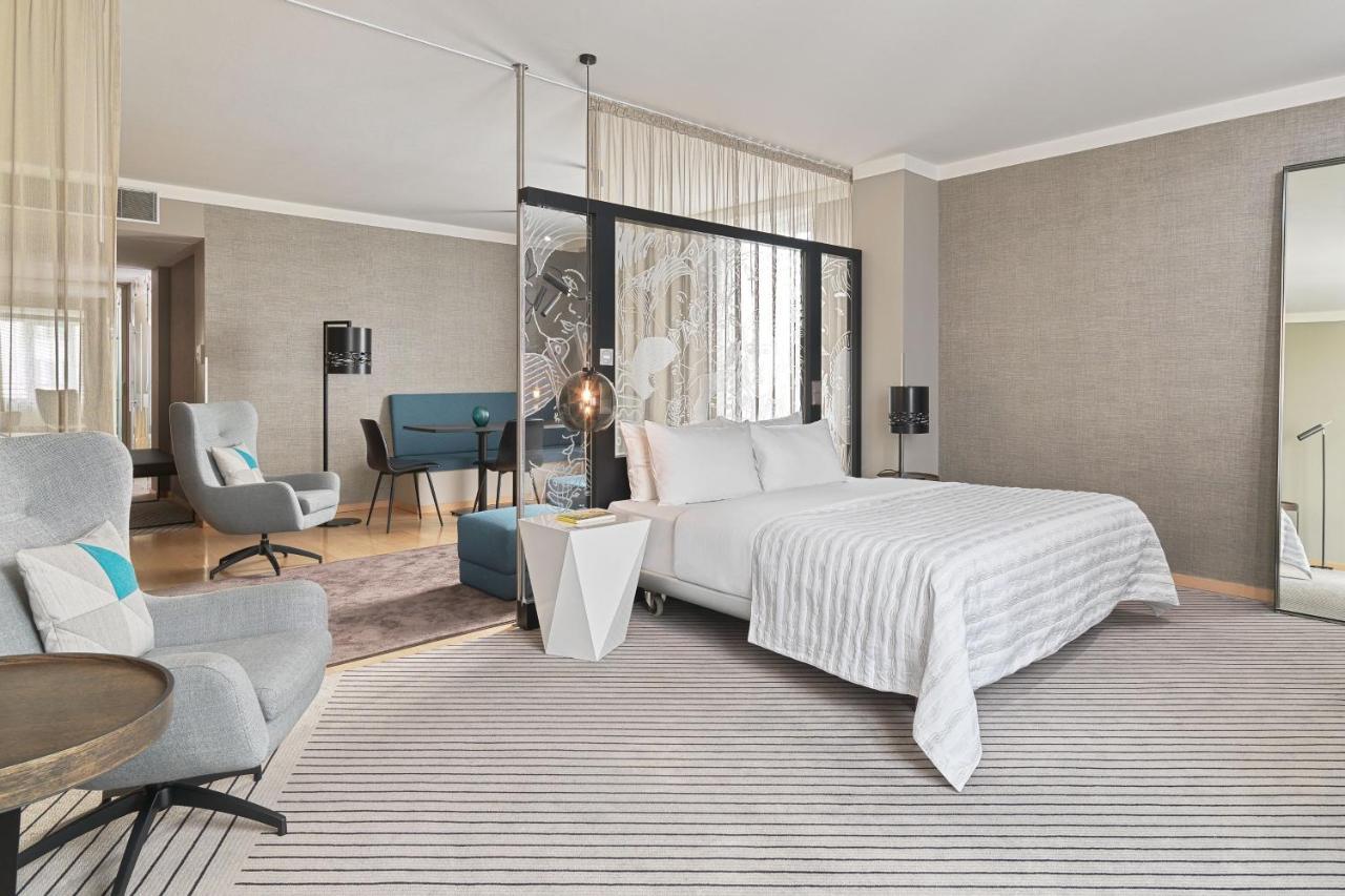 Urban Suite, City View,1356303326:JPEG