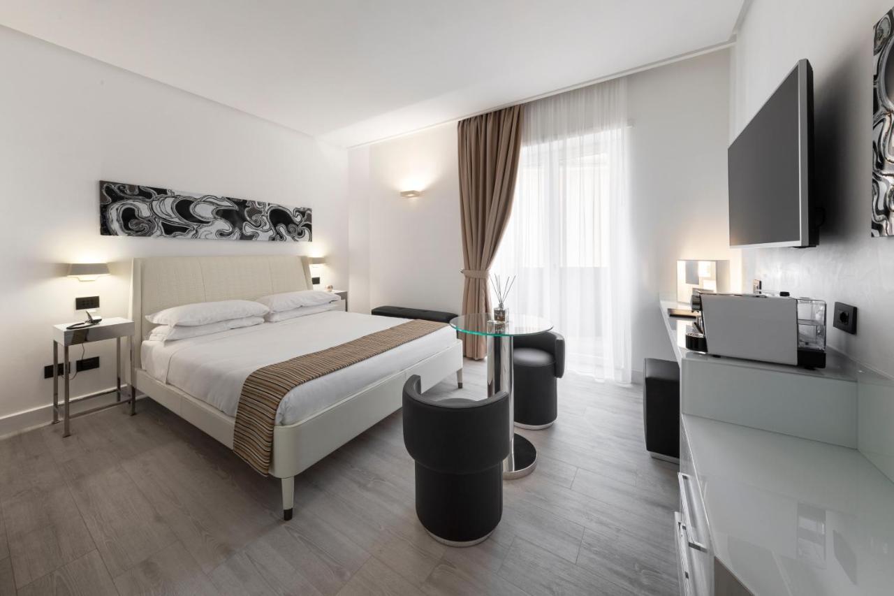 Deluxe Room,1357640036:JPEG