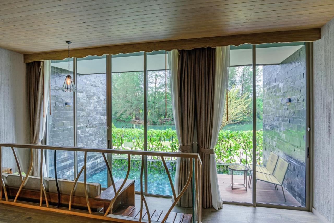 Suite with Private Pool,1365395096:JPEG