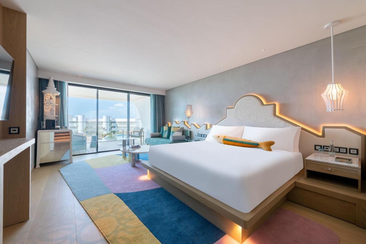 Premier Large King Room with Private Garden and Terrace,1540343443:JPEG