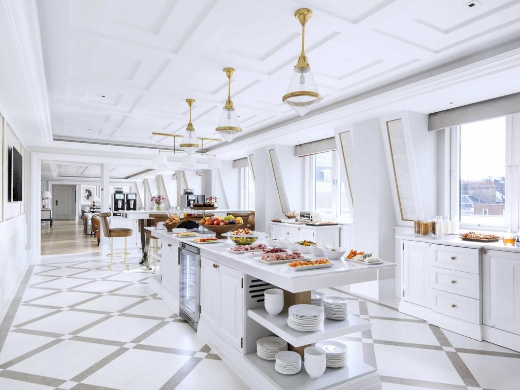 Club Junior Suite,701113600:JPEG