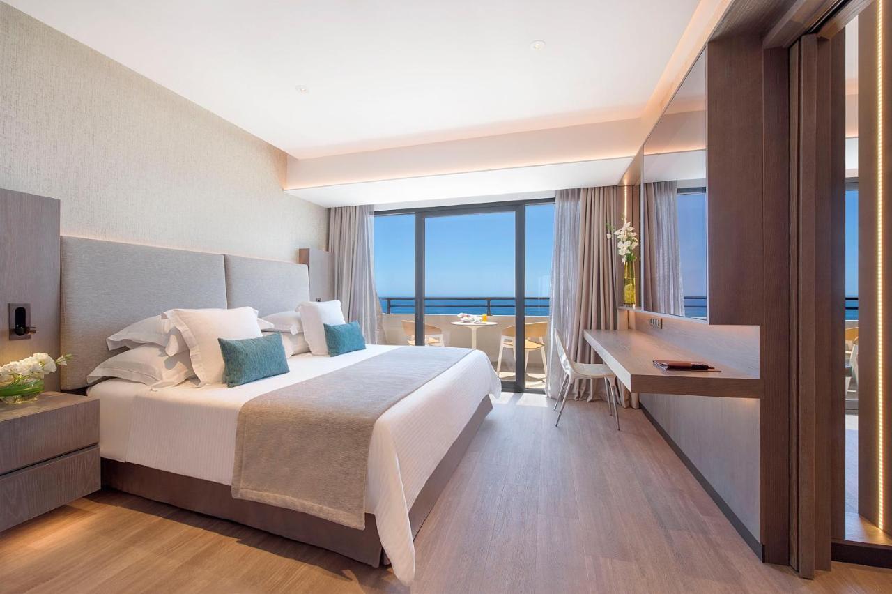 Luxuriöse Suite mit Meerblick