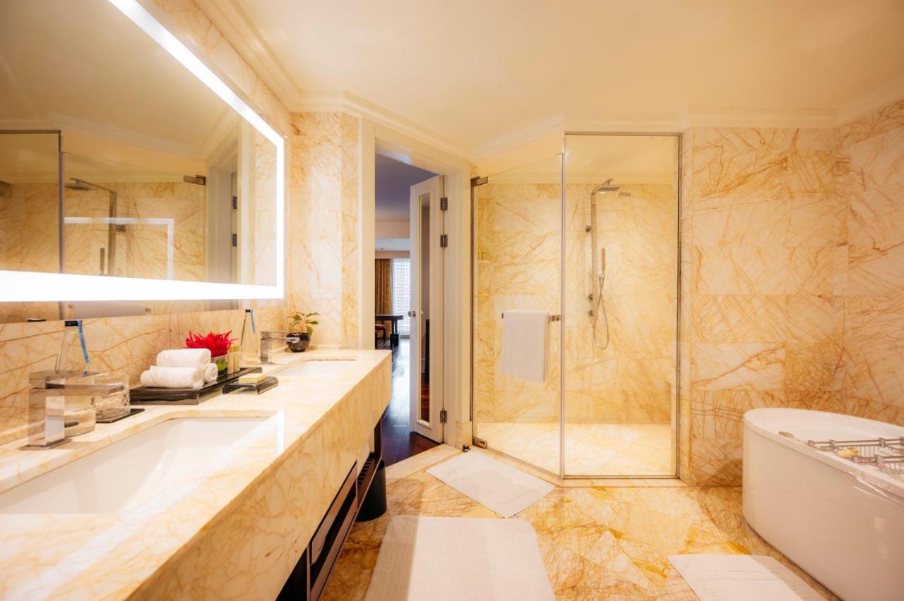 Club Grand Executive Suite