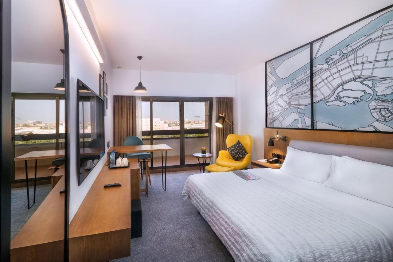 Deluxe Room Sea View, Guest room, 1 King, Balcony,1407199223:JPEG