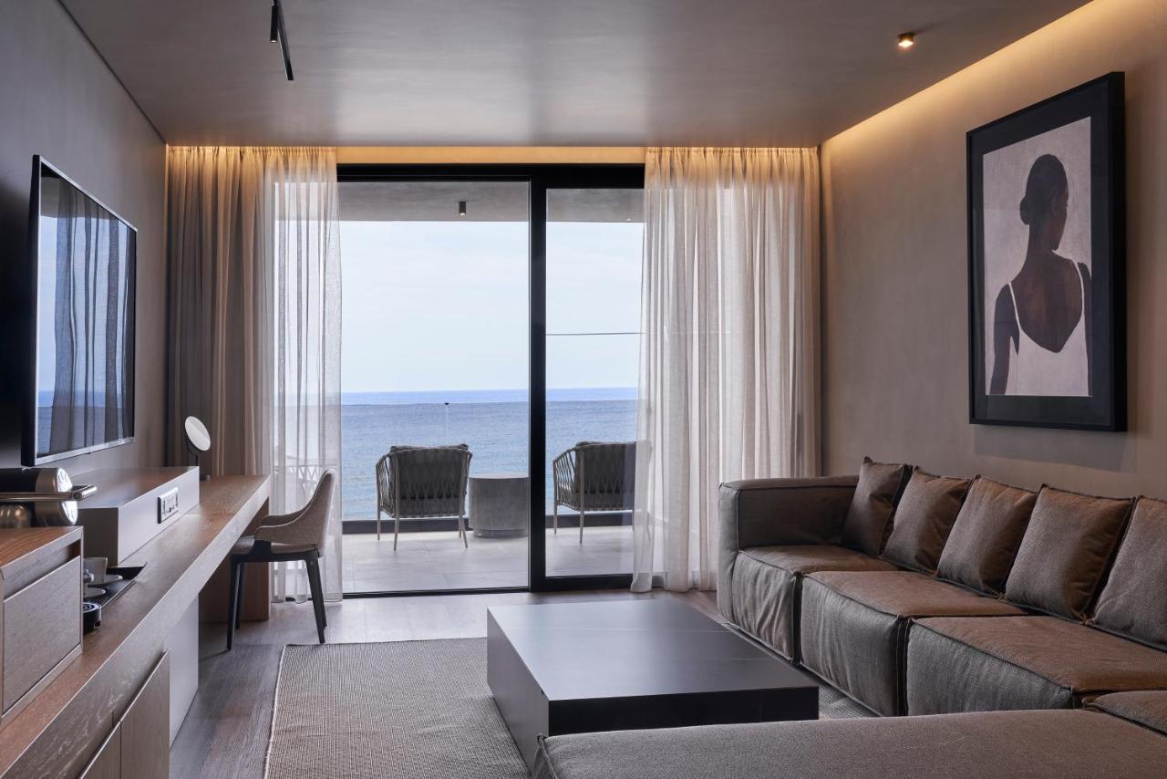 One-Bedroom Penthouse Suite Sea View,1589747200:JPEG