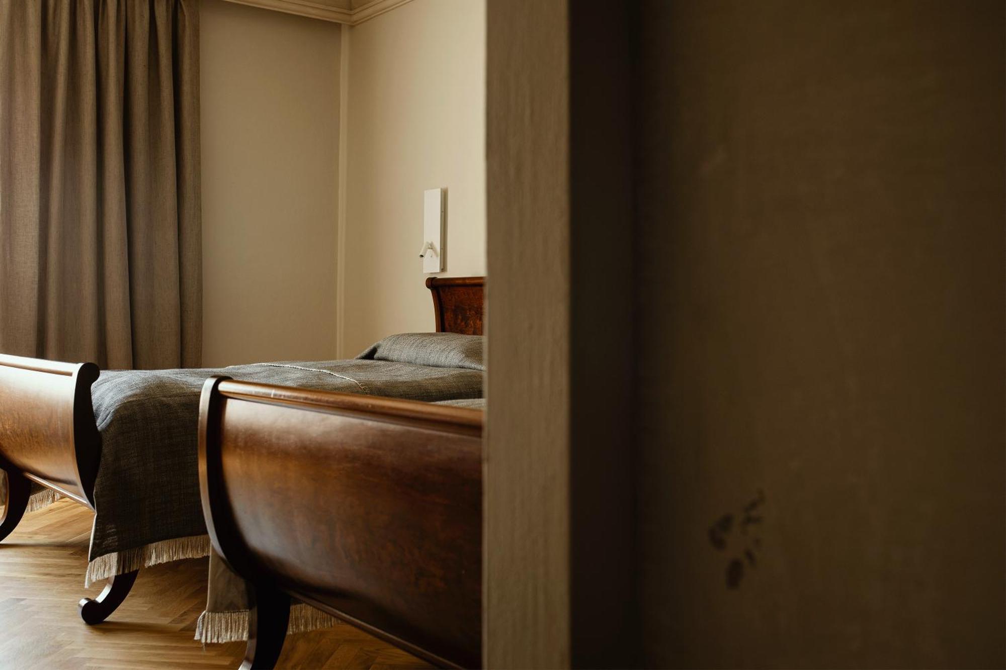 Twin Room,1746824240:JPEG