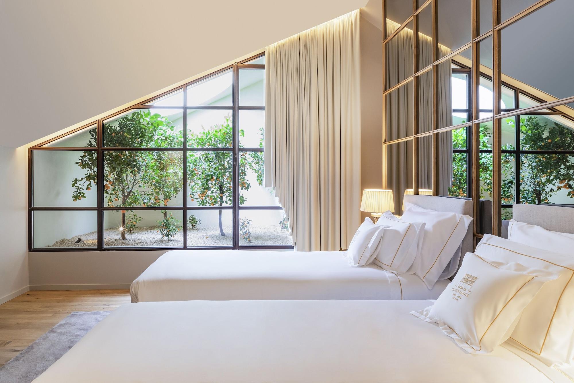 Twin Suite,1619810271:JPEG