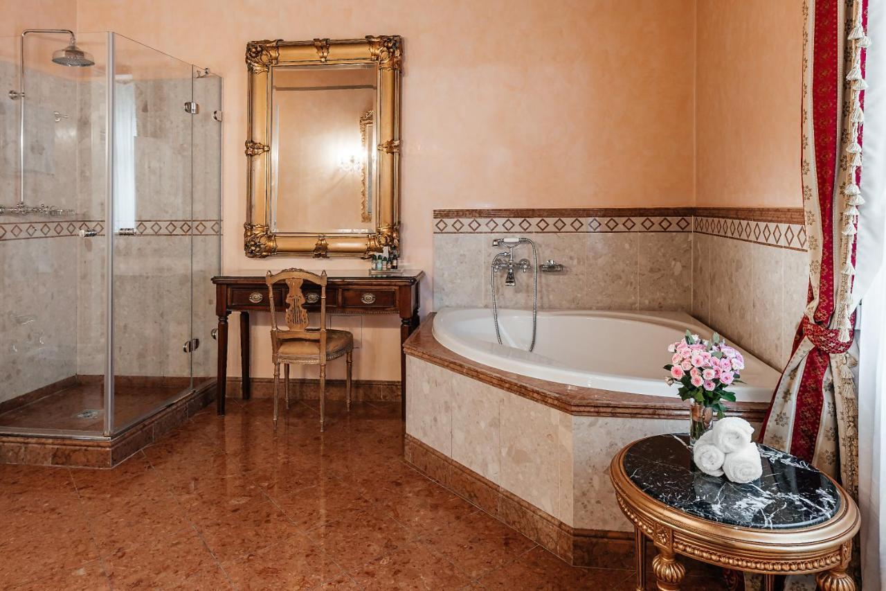 Junior Suite with Terrace,1498475623:JPEG