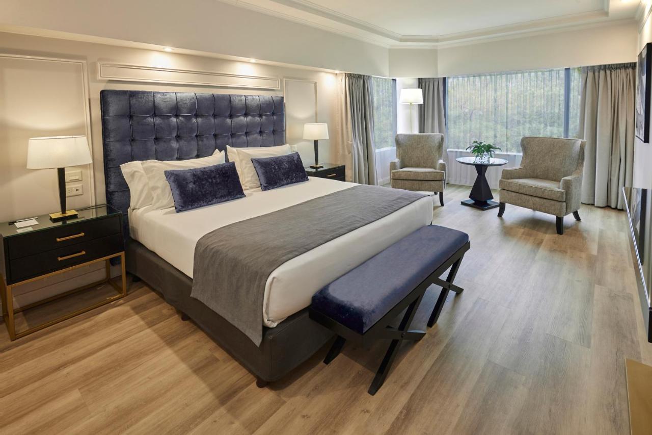 Corner Suite,1498884655:JPEG