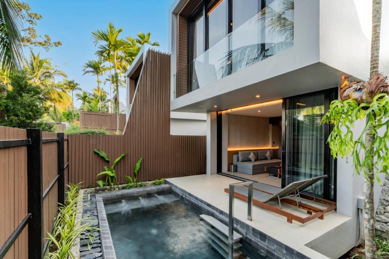 Grand Villa mit Maisonettenaufbau und privatem Pool
