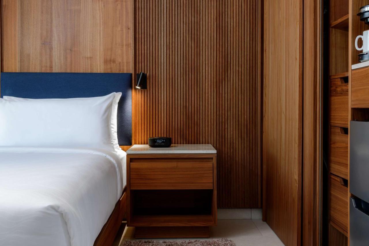 Premium King Room with Ocean View,1520916643:JPEG