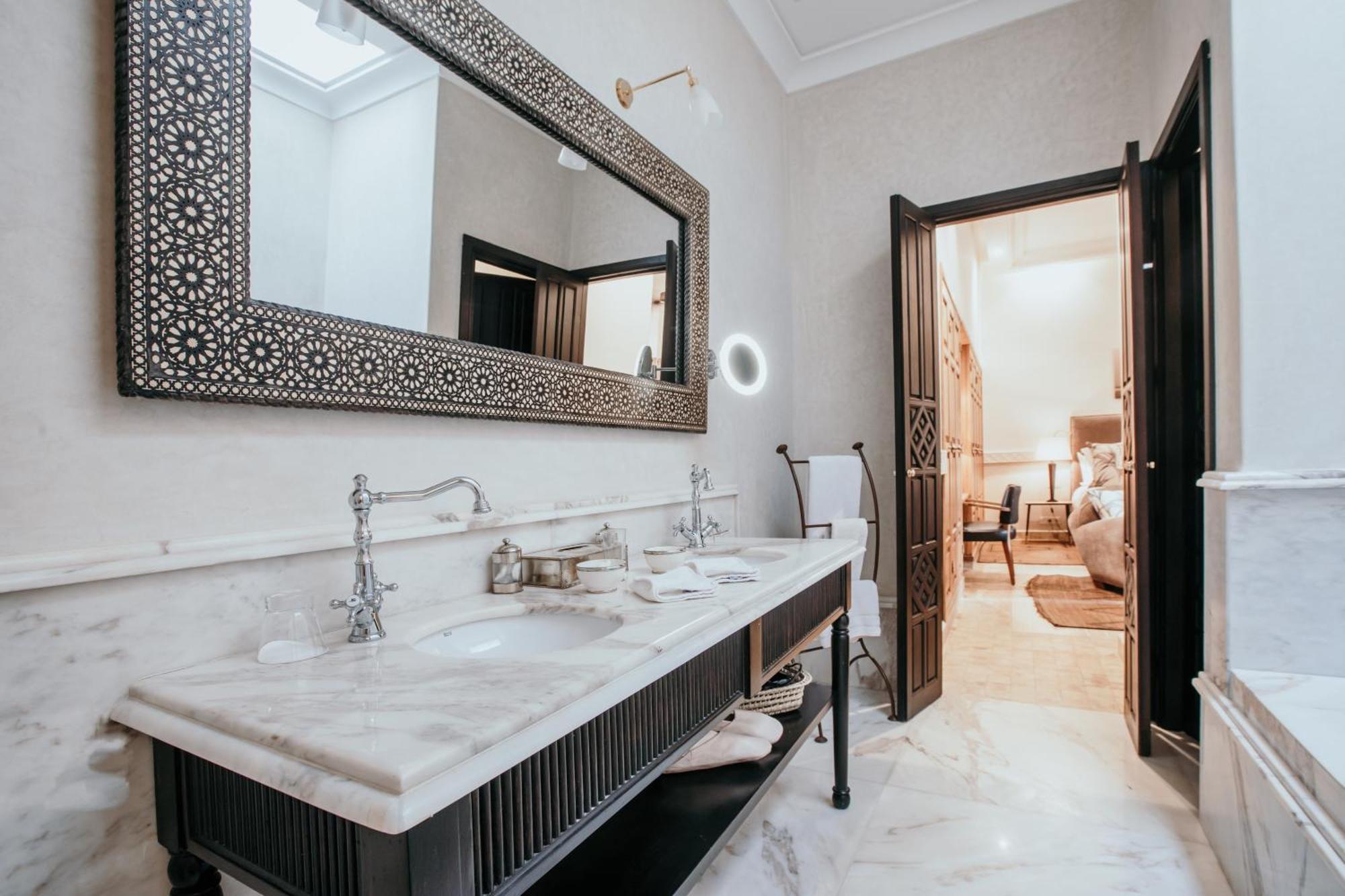 Junior- oder Maisonette-Suite mit Blick auf den Innenhof