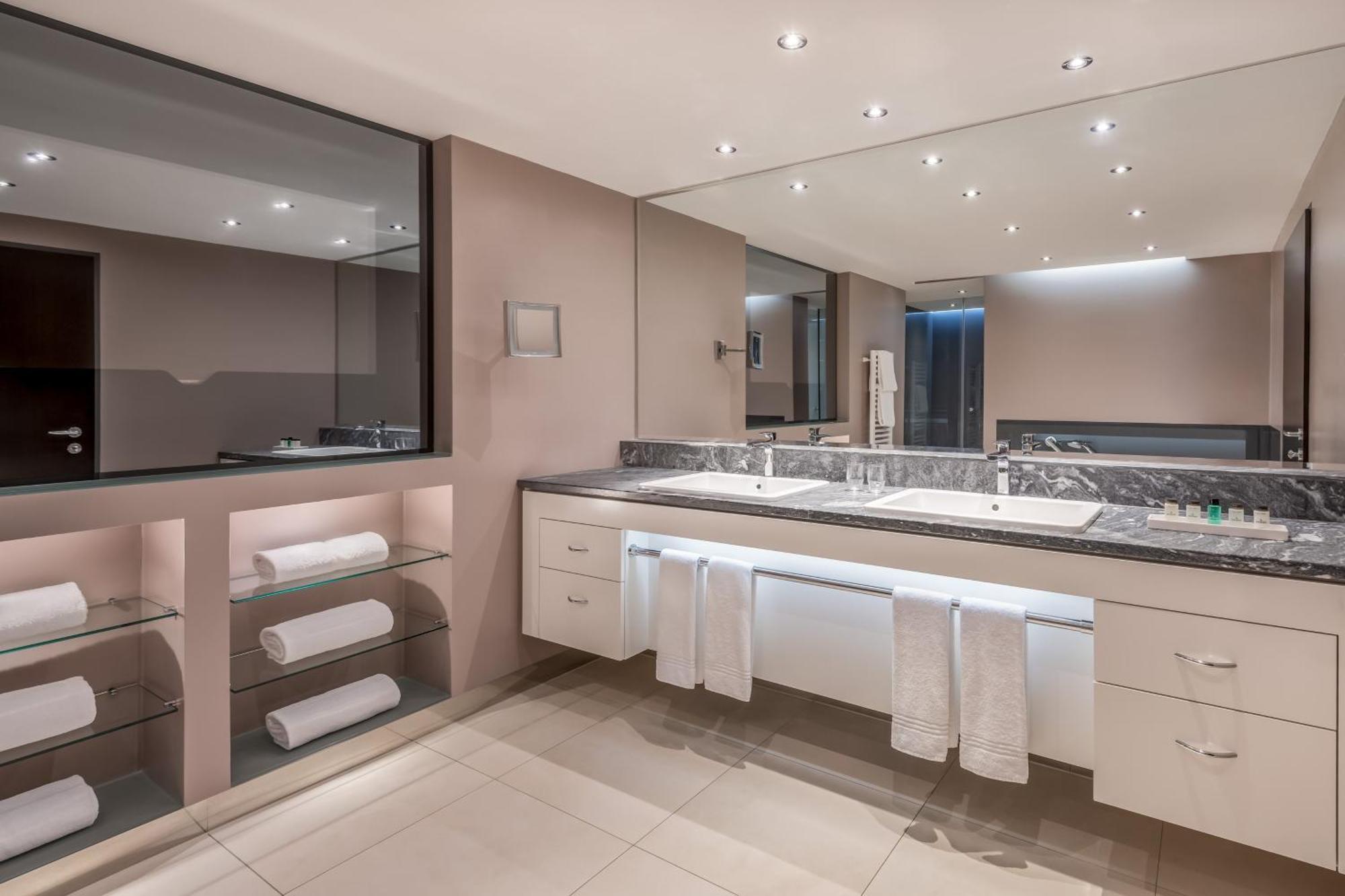 Penthouse Suite with ETAGE7 Access,1606541949:JPEG