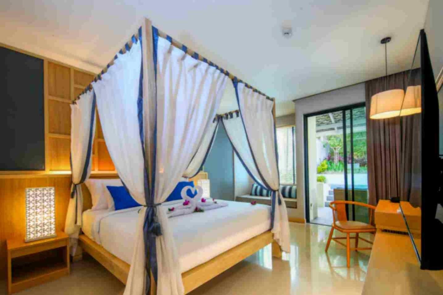 Villa mit 2 Schlafzimmern und kostenfreiem 60 Ölmassage Massage 1-mal / 4 Personen - RSVN vom 8. Mai