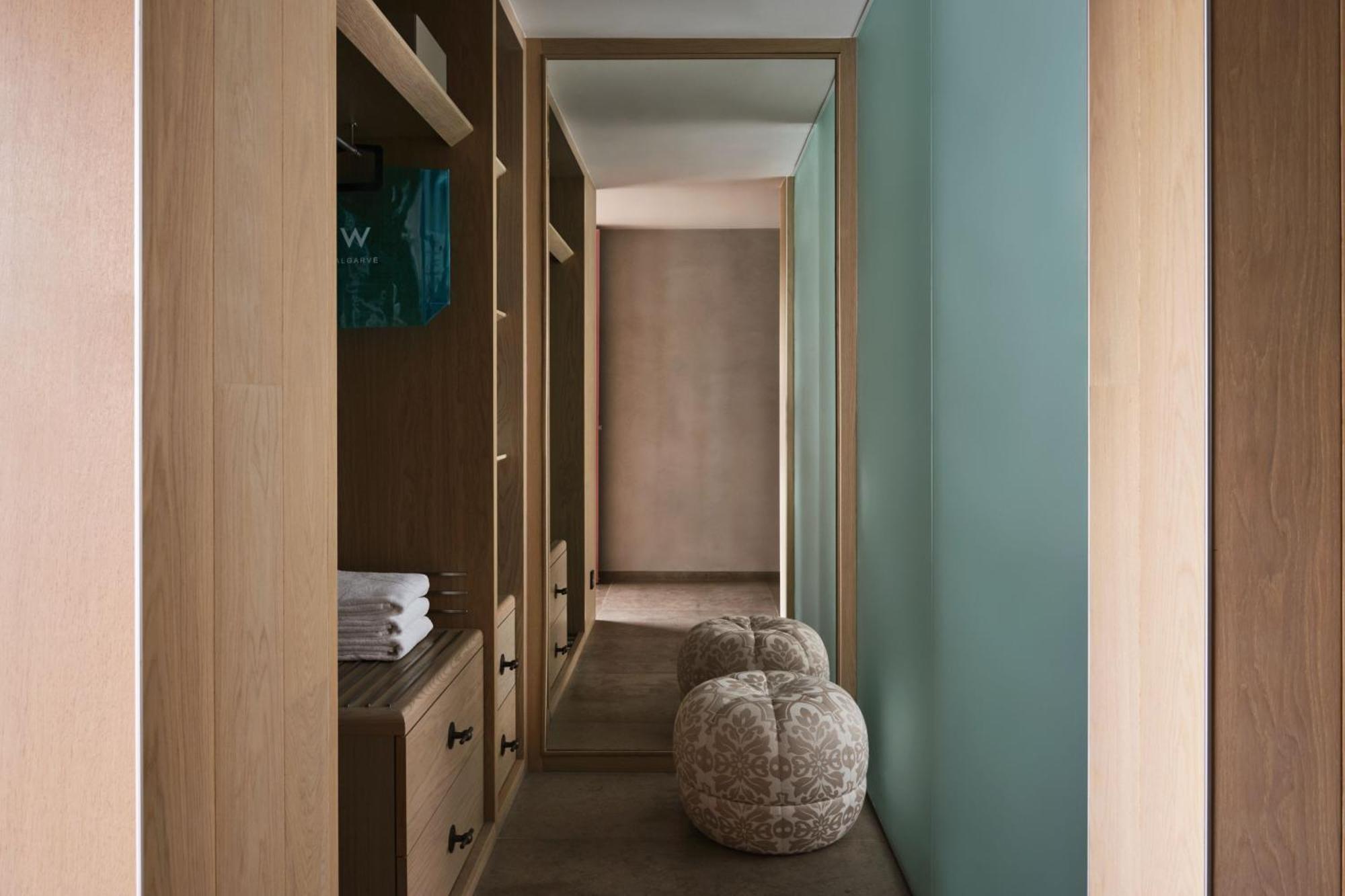 Superior Large King Room with Resort View and Balcony,1617892362:JPEG