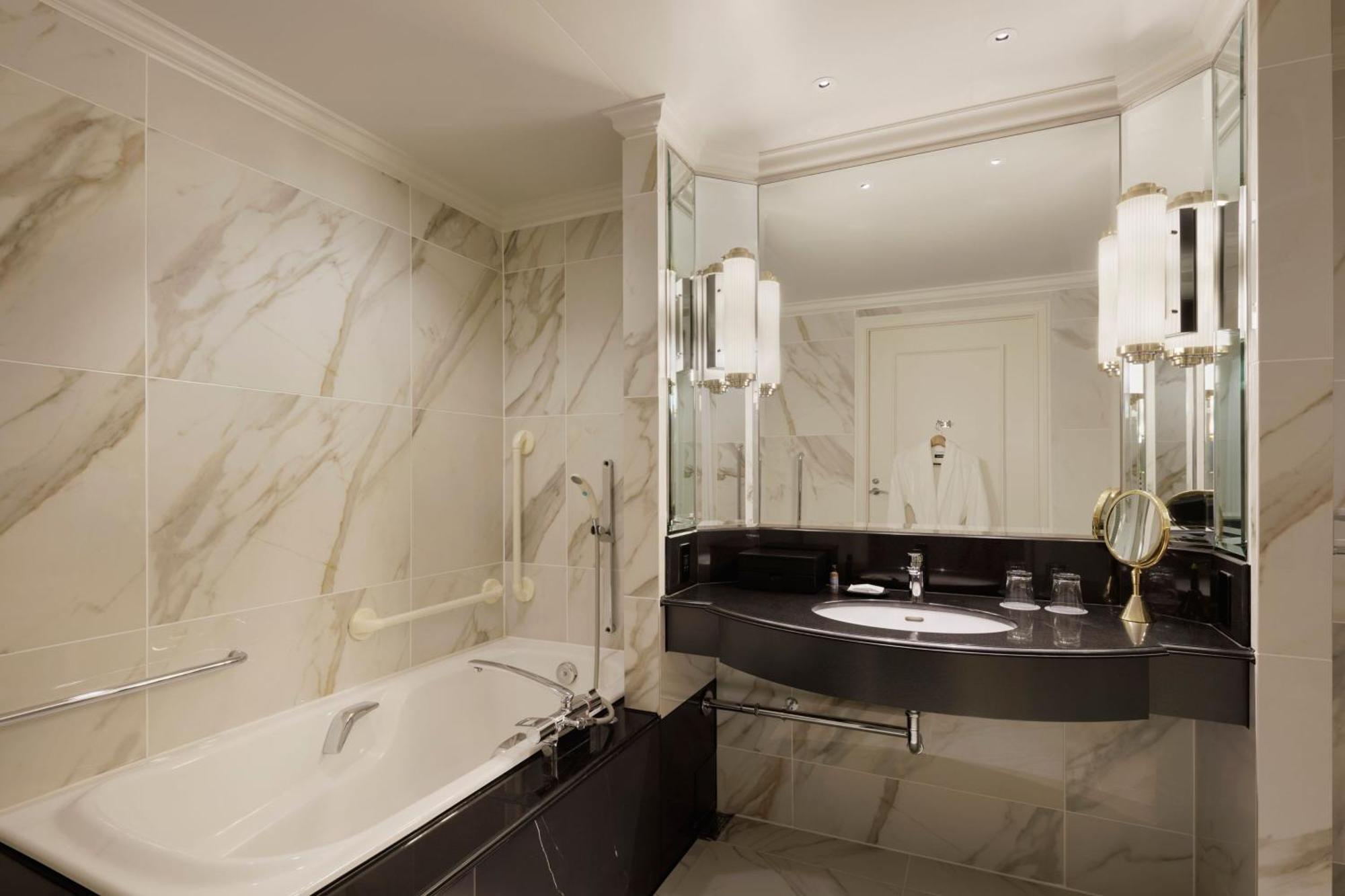 Double Room with Two Double Beds,1546981543:JPEG