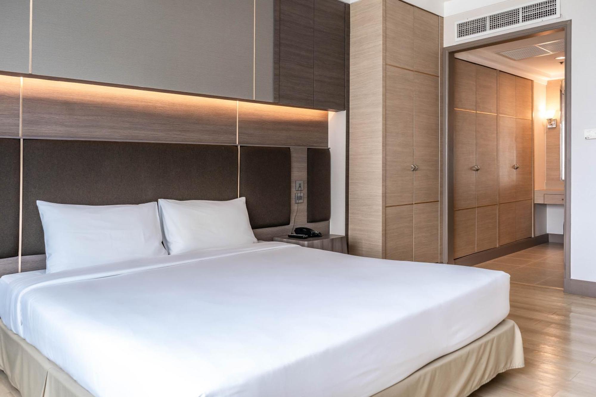 Deluxe Suite One-Bedroom