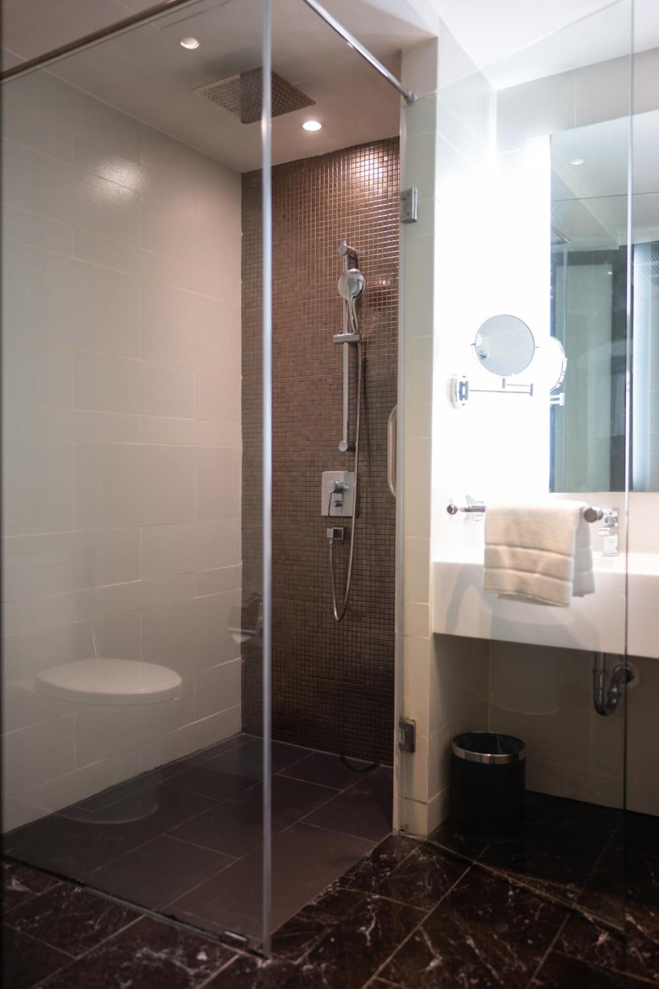 Superior King Room,1703575752:JPEG