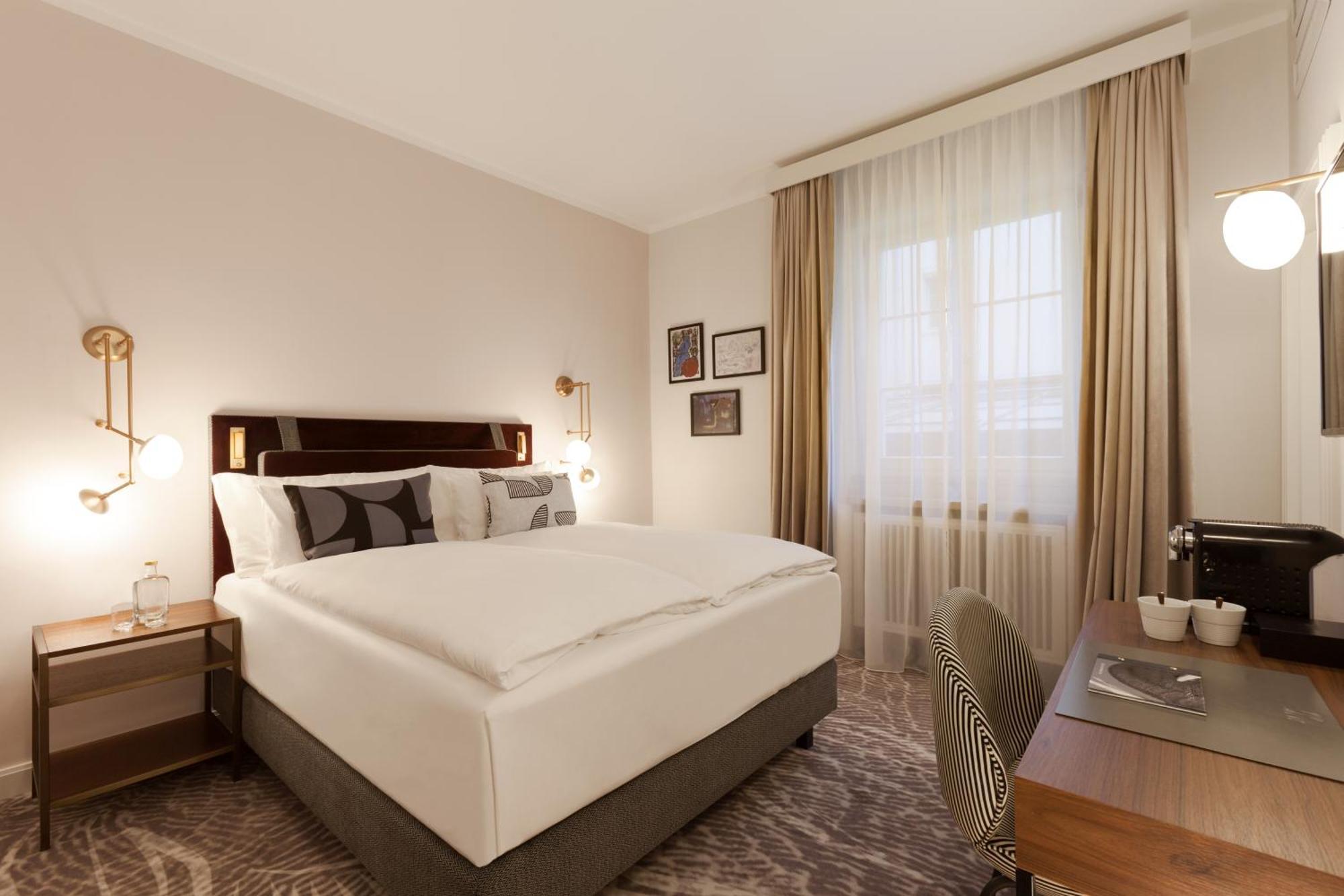 Classic Double Room,1643134351:JPEG
