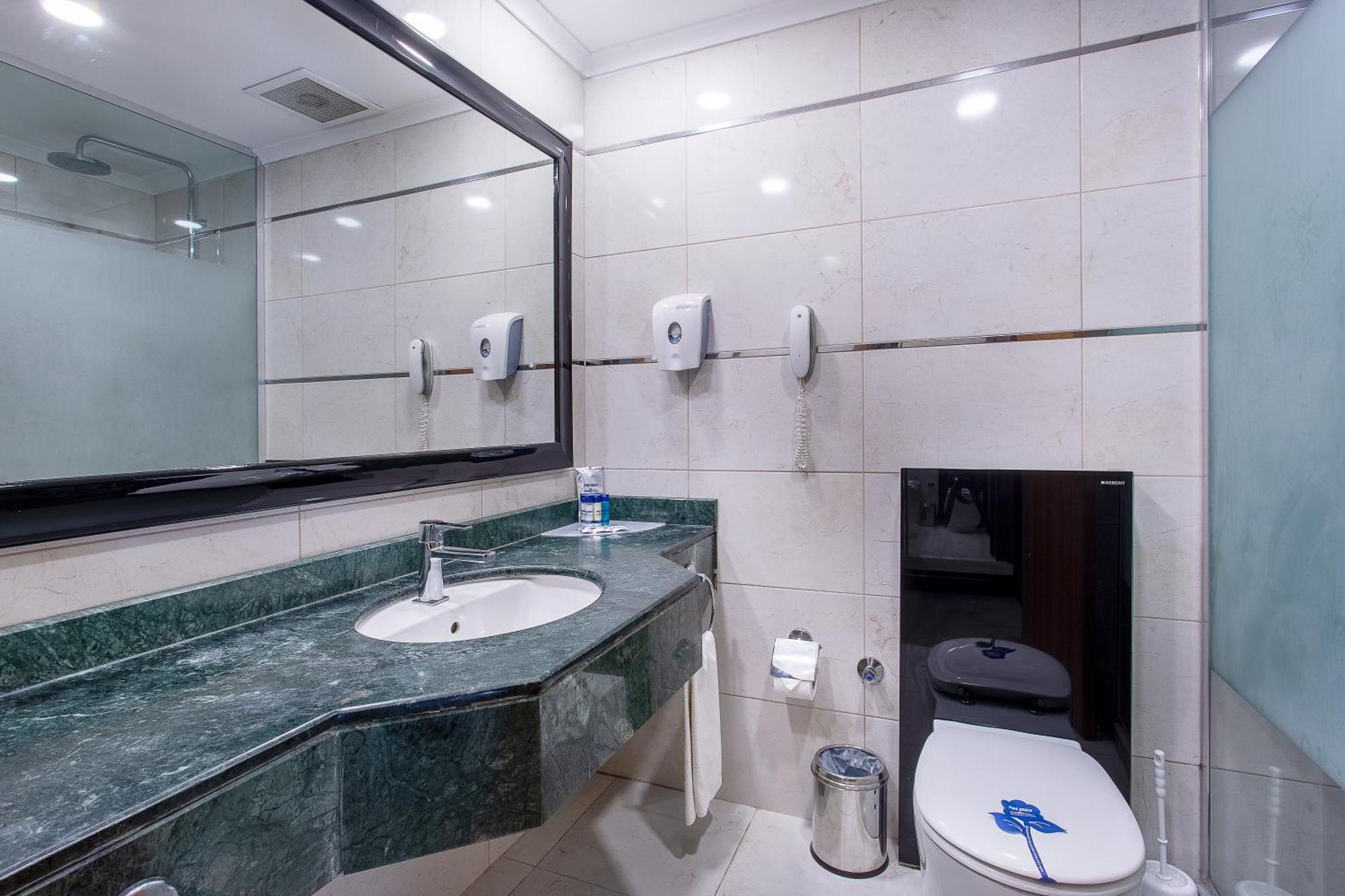 Double or Twin Room with Extra Bed,1566972140:JPEG