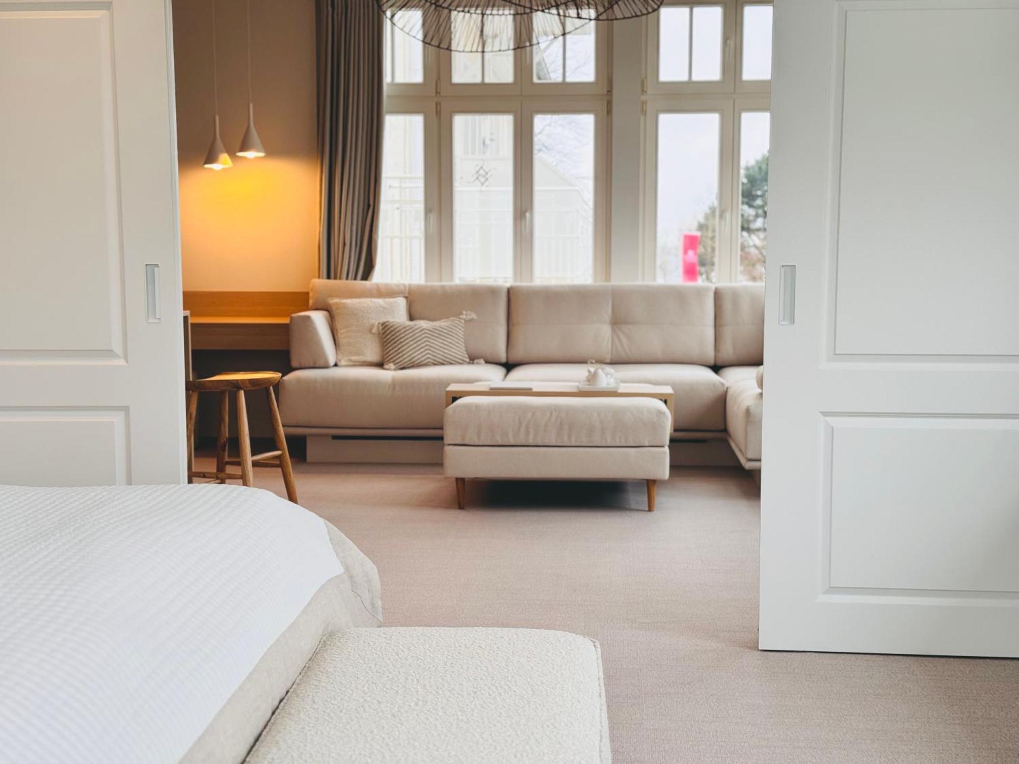 Apartment Suite,1567009328:JPEG