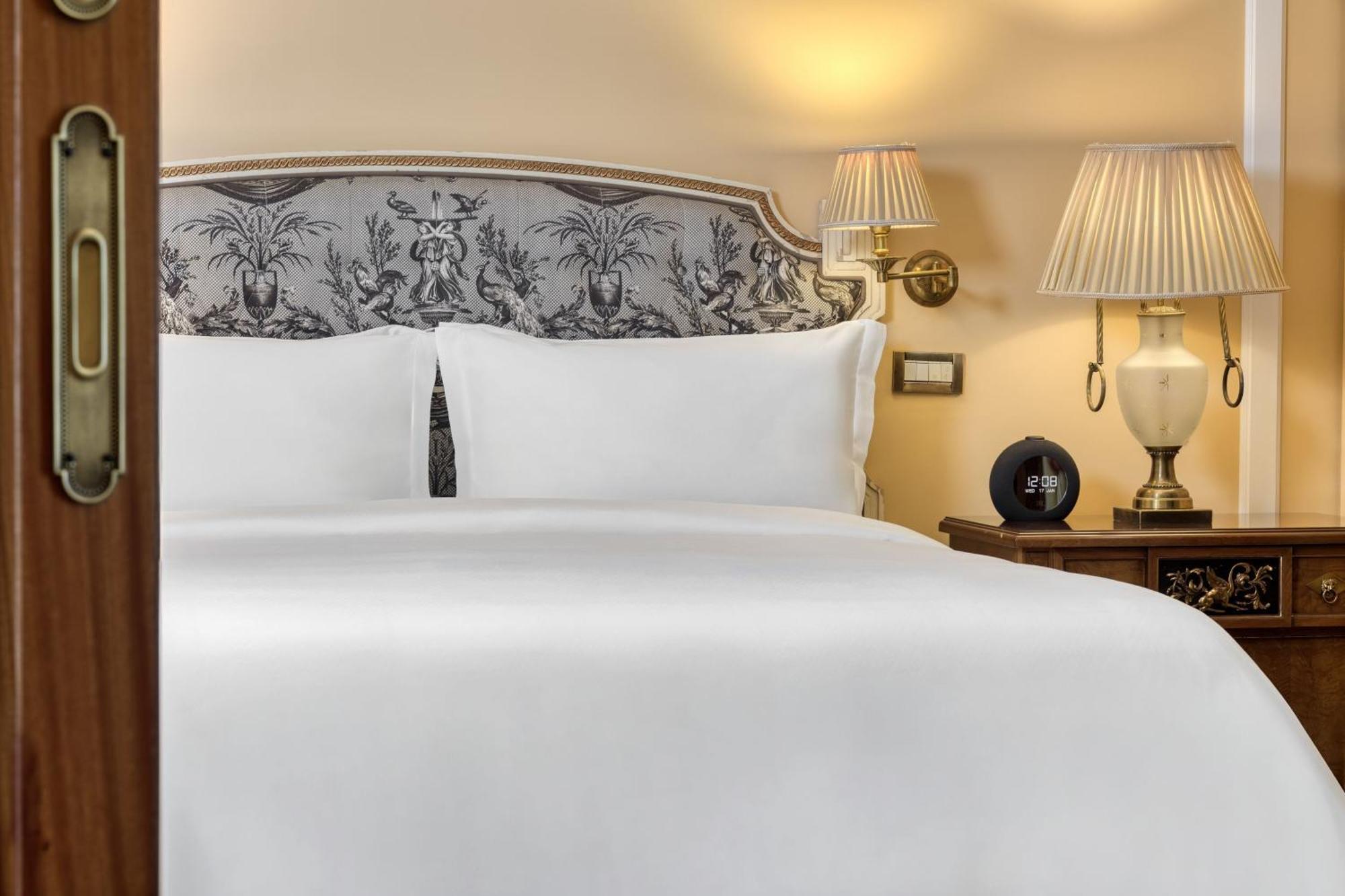 Grand Suite mit 1 Schlafzimmer, Kingsize-Bett und Stadtblick